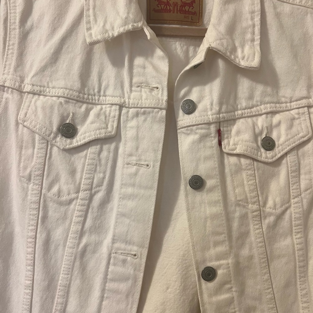 Levi’s jacket - Picture 3 of 3